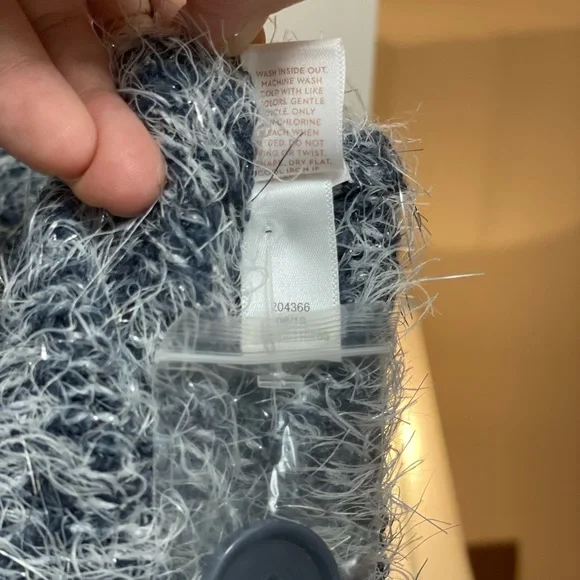 NWT••LC LAUREN CONRAD // light blue / sparkle / oversized cardigan - Picture 15 of 16